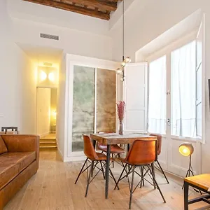  Appartement Genteel Plaza De Espana